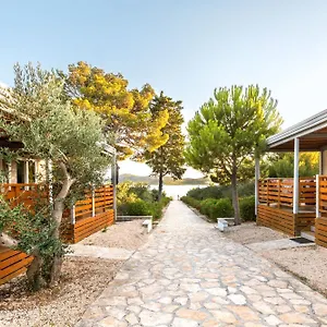Vakantiepark Eurocamp Mobile Homes At Ljutic, Biograd Na Moru
